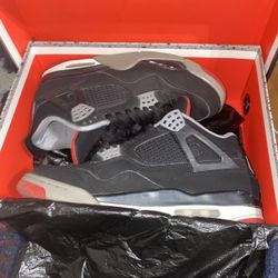 Jordan 4 Bred 