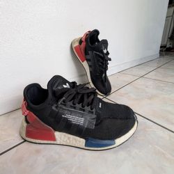 Adidas Men's Sneaker 