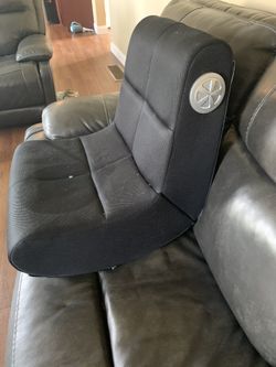 Gaming seat