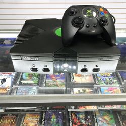 Xbox Original Complete $150 Gamehogs 11am-7pm