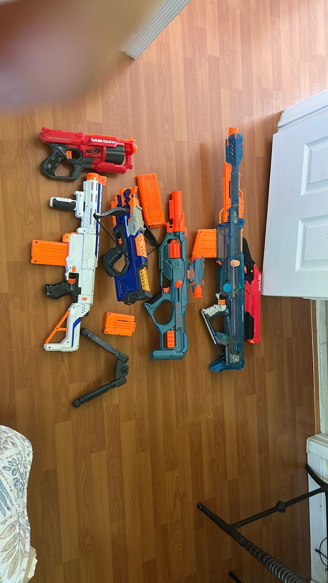 assortment of nerf guns 