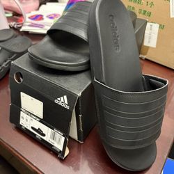 Adidas Adilette Slides