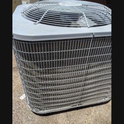 2013 Carrier 2 Ton AC condenser straight cool *Fully Charged with R410a refrigerant