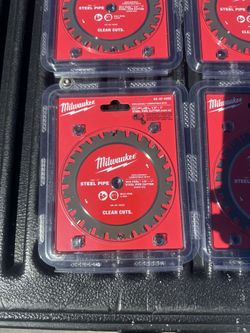 Milwaukee 1/2-1 in. Steel-Tooth Pipe Cutting Blade
