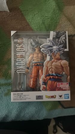 shf, son goku ultra instinct figure