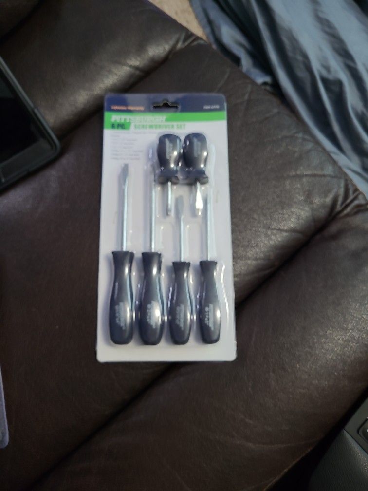 Brand New Magnetic Tips 6 Piece Screw Driver And Phillips Set