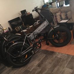 Best Folding Ebike For The Money Period!!!  Best Built And Beautiful!!! 28/30 Mph And 75 Mile Max Range Absolutely Awesome and Best Engineered!