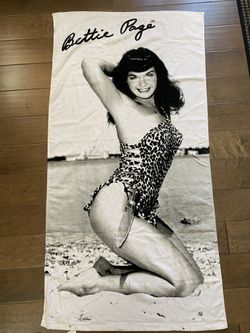 Vintage Bettie Page pin up towel