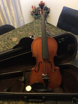 Violin Size 3/4 with bow and case