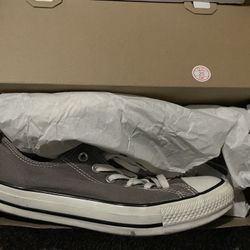 Great Condition Chucks 