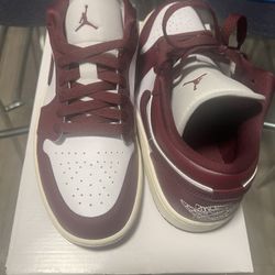 Jordan 1 Low 