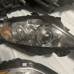 OEM Lexus RX350 PASSENGER side headlight 2011