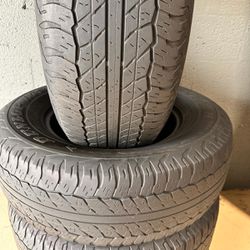 265/70/r17  Dunlop ALL FOUR (4) TIRES 