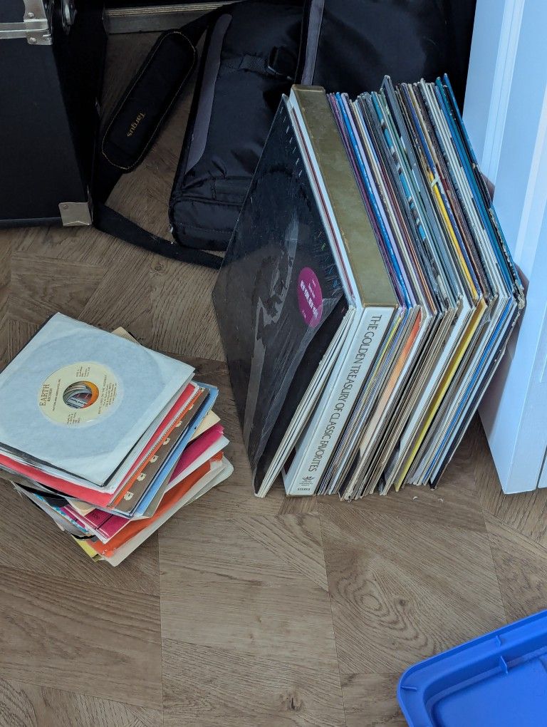 Lot of Vinyls