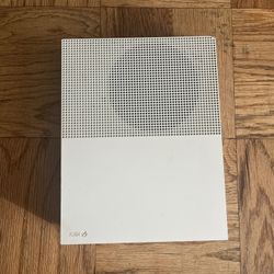 Microsoft Xbox One S 500GB - White