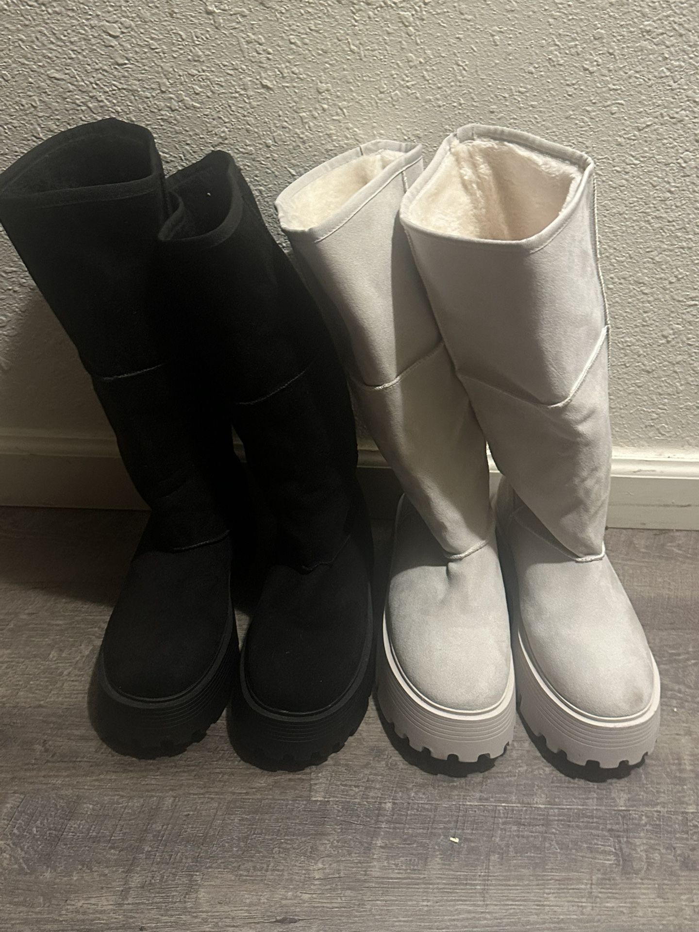 2 Pair fleece lined Boots
