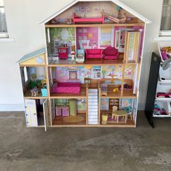 Doll House