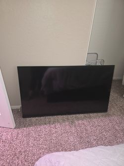 2 TVs