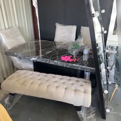 New* Marble Dining Table. Sits 4-6 People