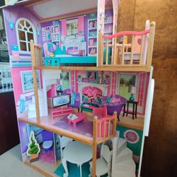 Kidkraft Dollhouse (for 12" dolls) With All Accessories 