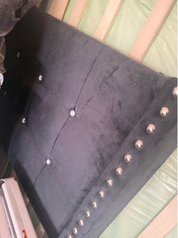 Full size bed