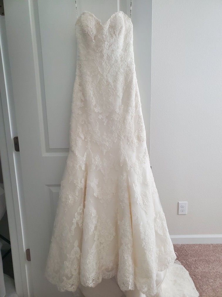 Maggie Sottero Wedding Dress