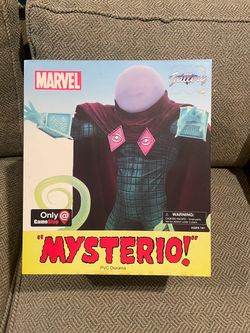Marvel Gallery Mysterio PVC Diorama GameStop Exclusive