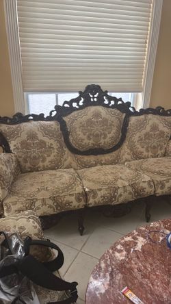 Victorian style vintage real wood sofa
