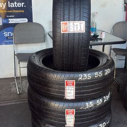 235/55/20 BRIDGESTONE 4 TIRES SEMI NEW - DOT 2023