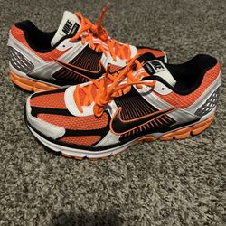 Nike Vomero 5