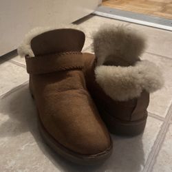Ugg Boots Very Clean Still