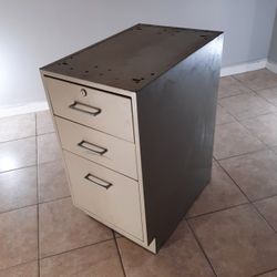 Old Office heavy metal filing cabinet - $45