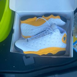 Jordan 13 Size 13 (NEGOTIABLE NEED GONE ASAP)