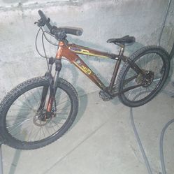 Specialized hard rock comp