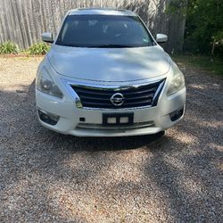 2013 Nissan S
