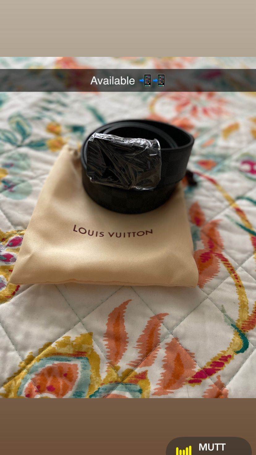 Louis Vuitton Initiales Belt – 40MM Reversible Black – Size 34 – Brand New