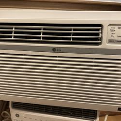 12000 BTU LG Air Conditioner 