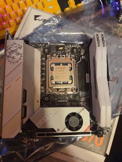 Msi b650i mobo + 9600x + 16gbs of ddr5