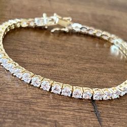 Gold Plated 8 Inches Tennis Bracelet