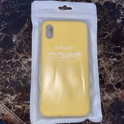 Brand new iphone xs max yellow case