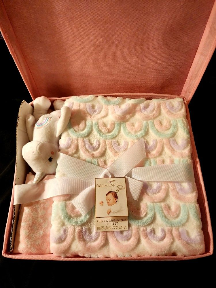 New In Box Baby Gift Set Blanket, Bunny & Towel