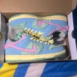 NIKE SB DUNK LOW VERDY