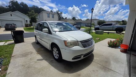 2012 Chrysler Town & Country