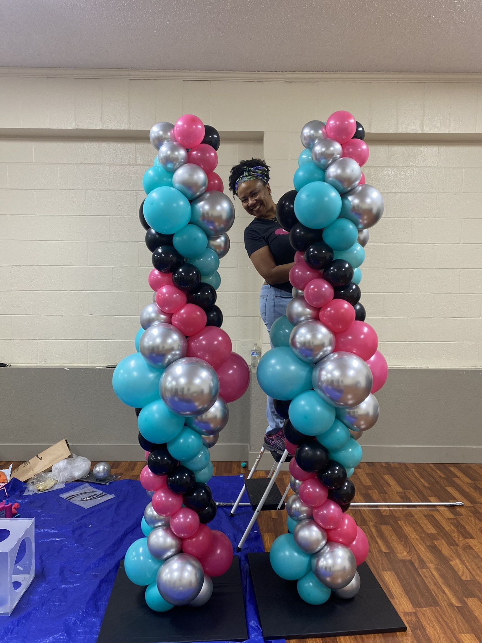 8 Feet Balloon Columns 