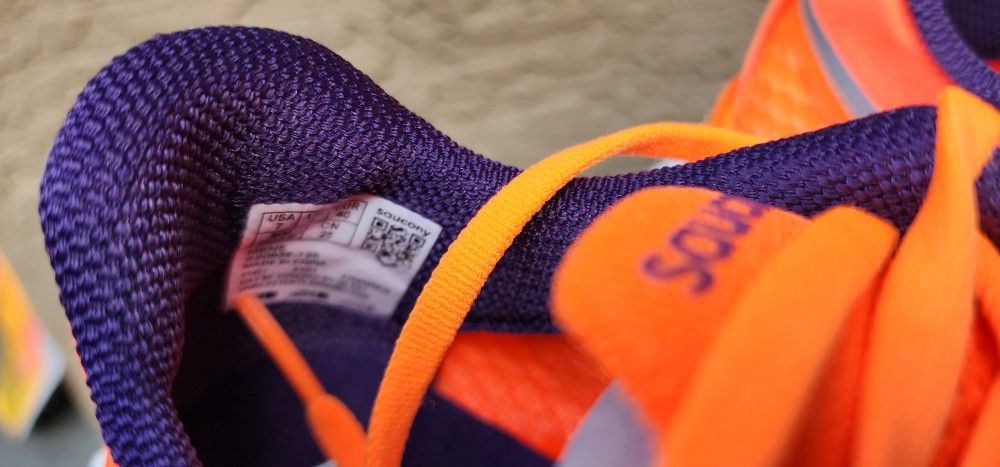 NEW Saucony Endorphin Pro 4 Men's Size 7 (Women's 9)