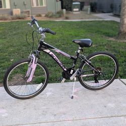 Schwinn Sidewinder mountain bike Like Now 