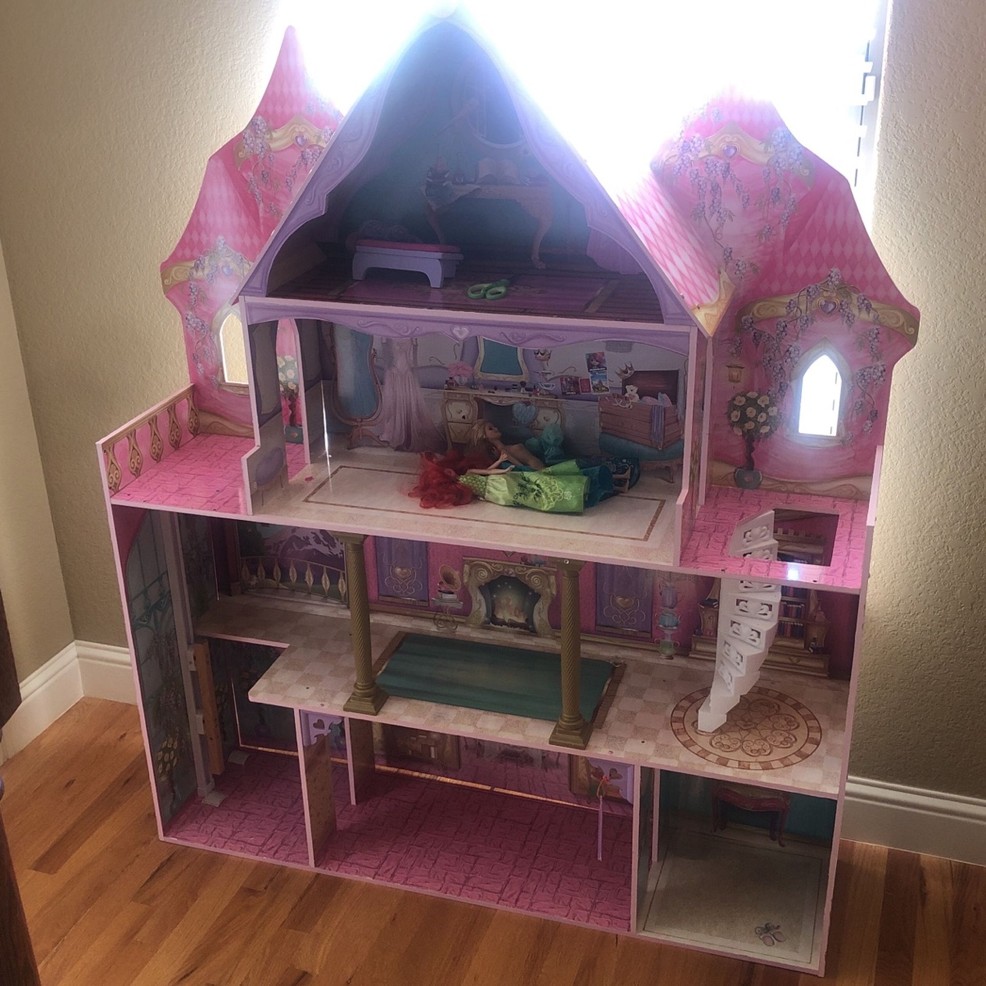 Doll House