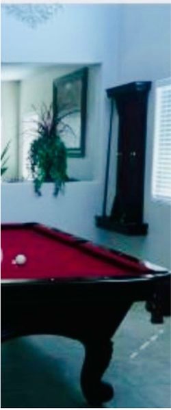 Pool Table Mahogany 8-foot long