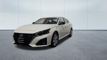 2025 Nissan Altima