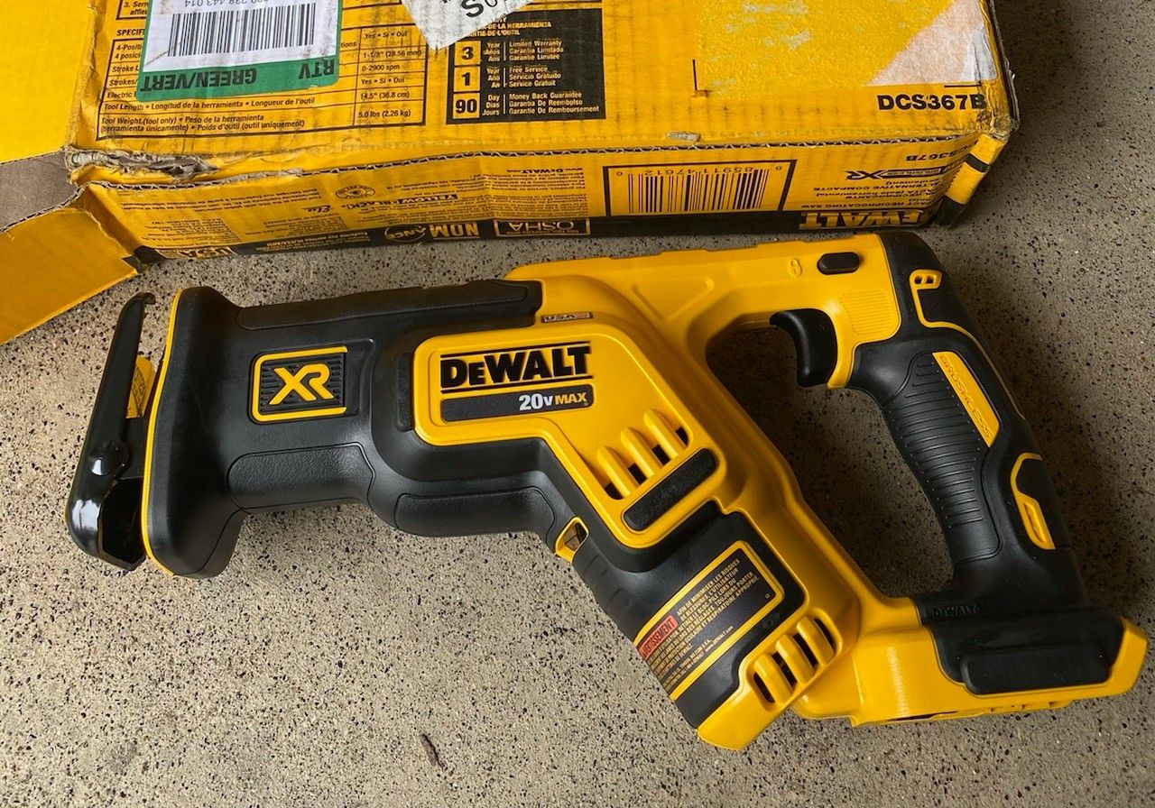 Dewalt 20v Max XR Sawzall Sozo Soso Hackzall